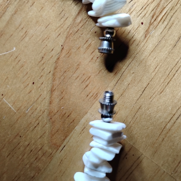 White Chip Bead Men's Necklace - Minimal Beach Style - Picture 6 of 7